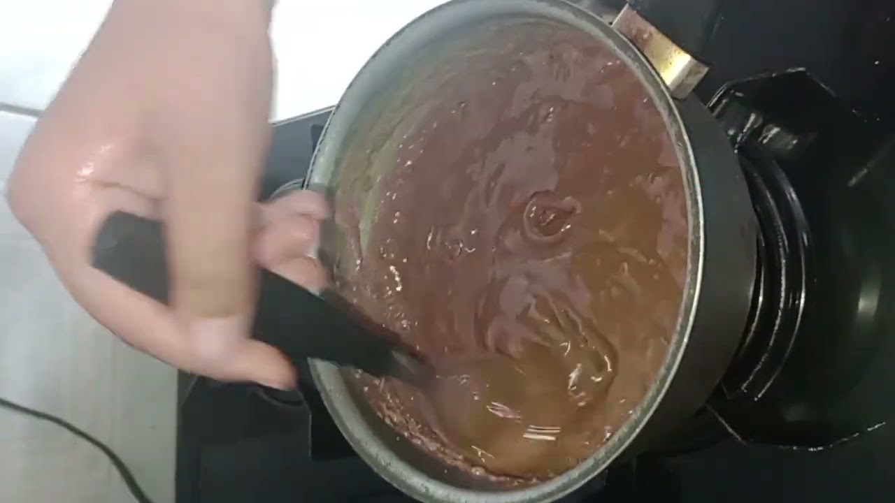 Fazendo bolo para o café da tarde ☺️❤️