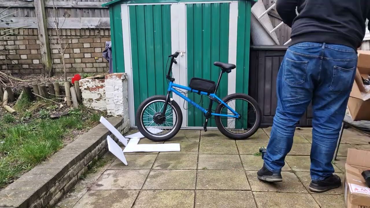 Converting a BMX into an electric bike 
