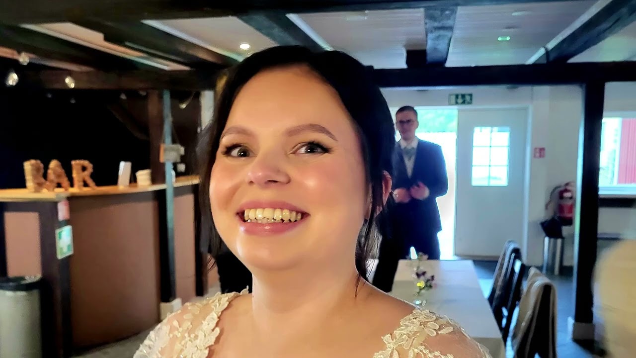 Häissä Husulassa 2025, Onnea Laura ja Samu.