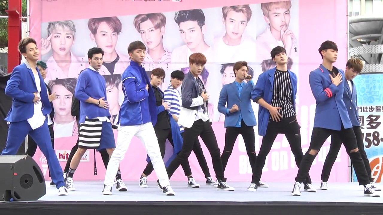 西門町BOF粉絲簽名會 Boyz On Fire表演部分