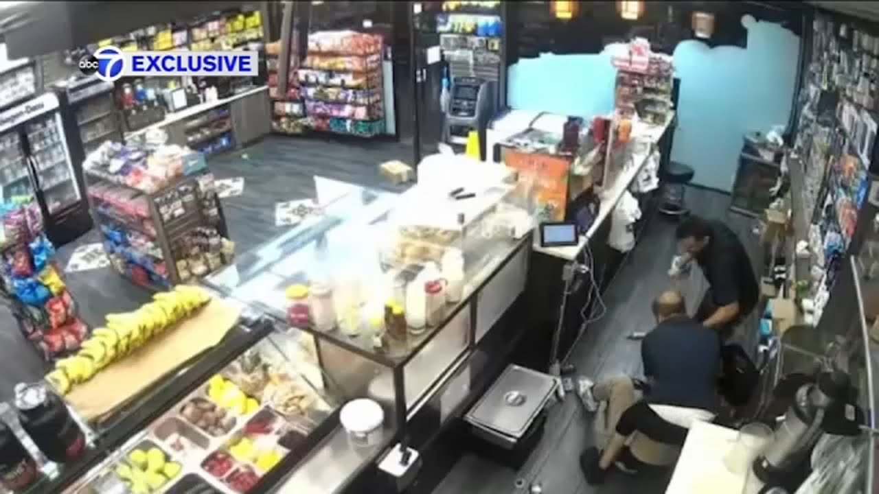 Exclusive video: 2 bodega workers fight off thieves during robbery