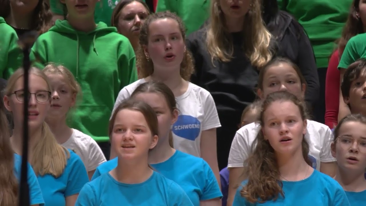 beVOICEd 2023 - FIRST PERFORMANCE - A Nebulous Awakening (Lara Denies) o.l.v. Basilio Astulez