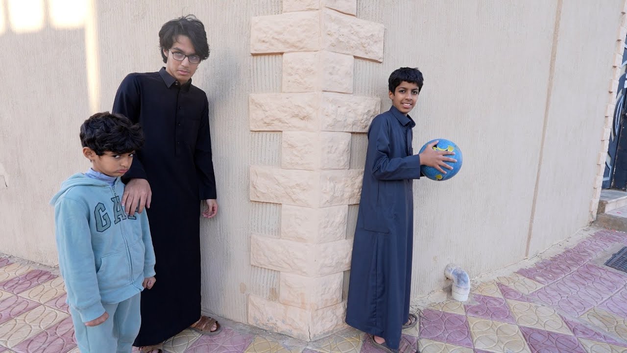 نواف اخذ كوره الولد الصغير...!!!