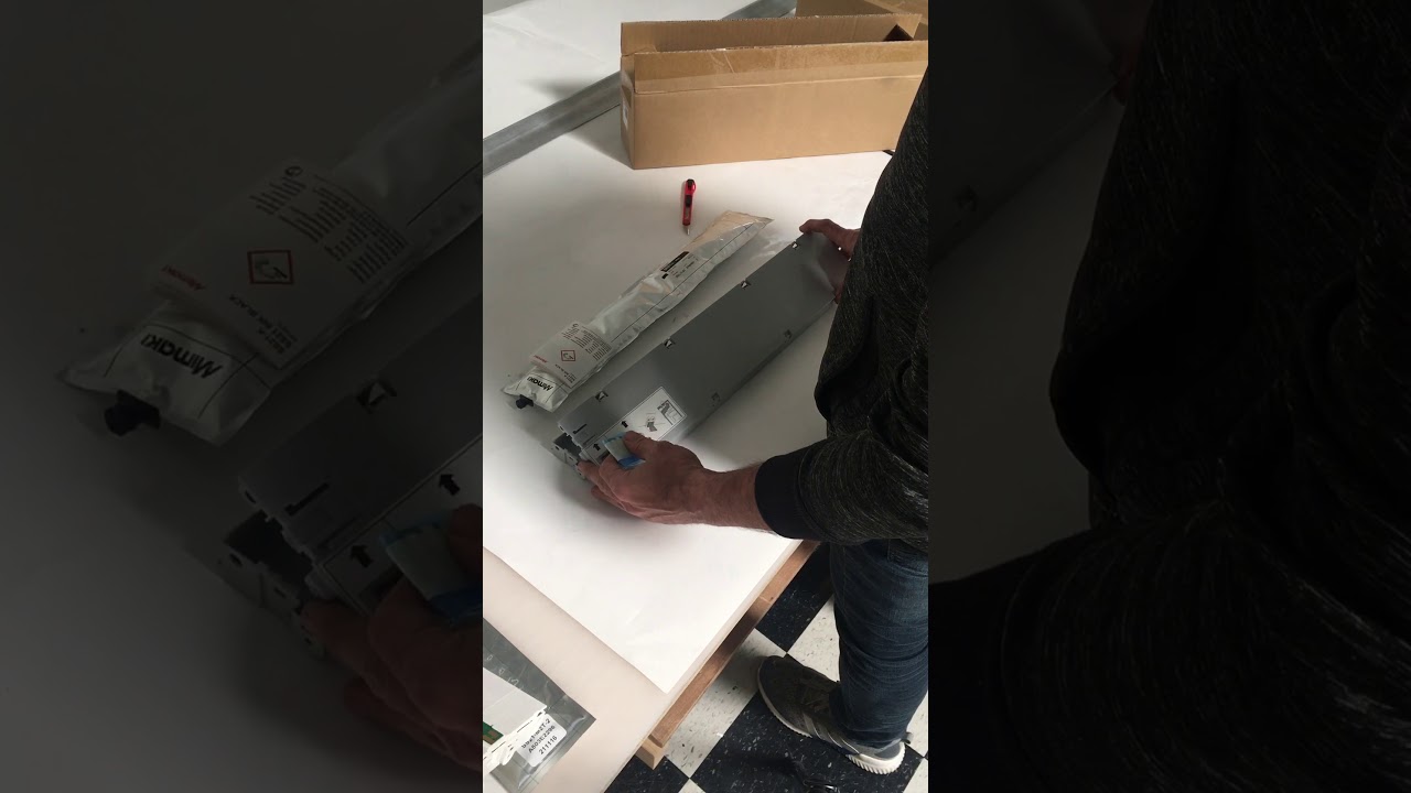 How to install Mimaki 600mil Replacing ECO Cartridge into Mimaki original case part# OPT-J0361