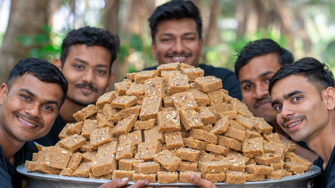 SUKHDI | Gur Papdi | Sukhdi Recipe | Traditional Gujarati Recipe | Village Rasoi