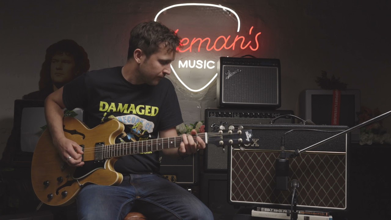 Small Valve Amplifier SHOWDOWN! Vox AC10 VS Fender VIBROCHAMP!