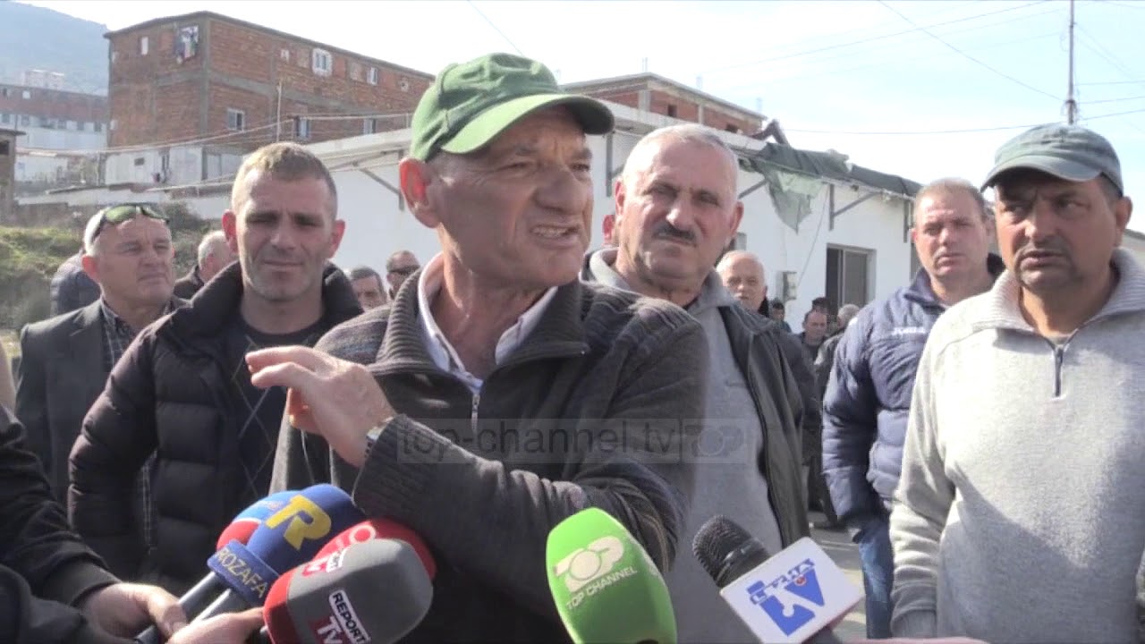 Protestë kundër ndotjes! Lezhë, mbetjet shtazore përpunohen pranë banesave