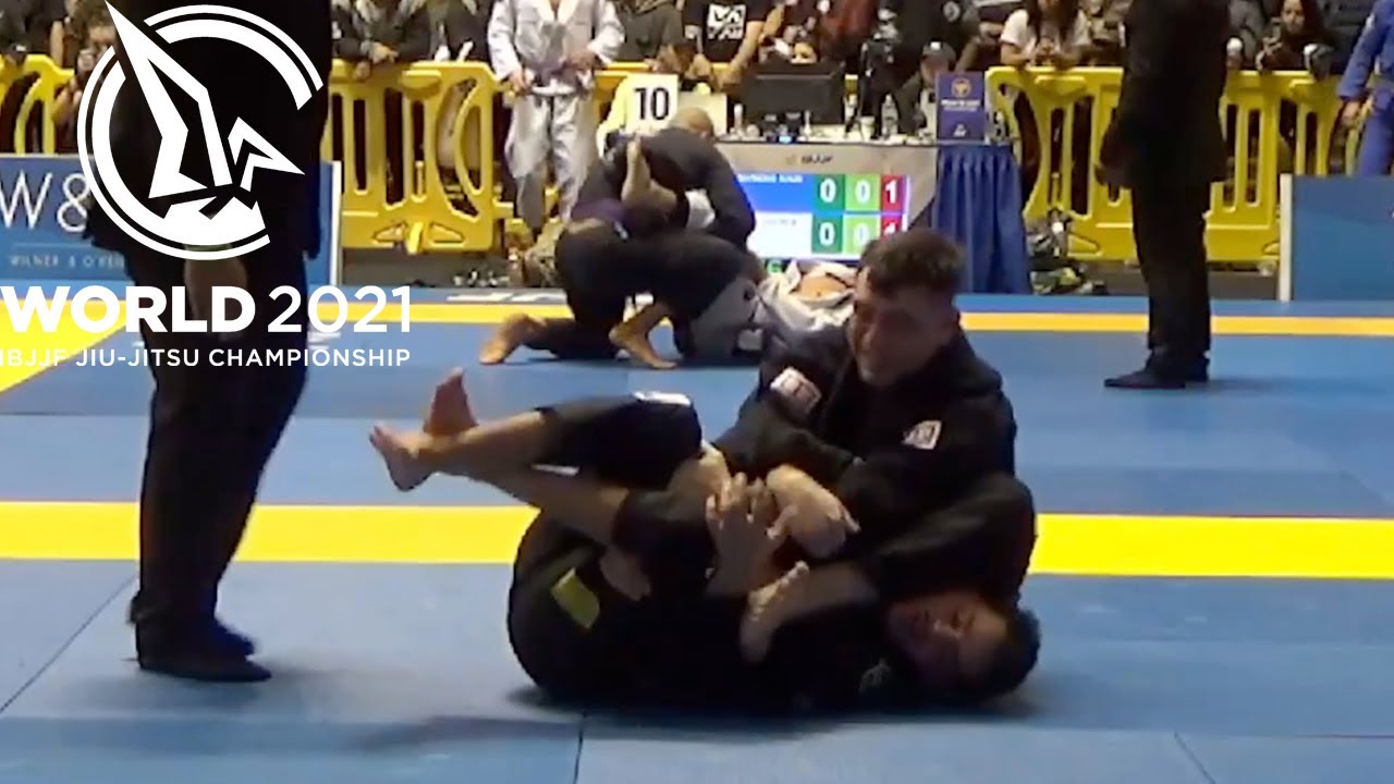 Mason Fowler v Eduardo Roque / World Championship 2021