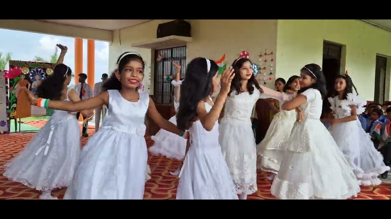 Made in India Dance II Class 4 and 5 Girls II Feynman School II Mahaveer Chhapra Gorakhpur U.P.