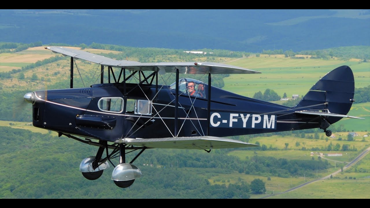 Flying the Prince's DH-83 Fox Moth