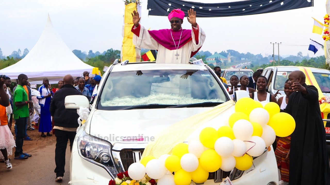 Kasana Luweero Diocese welcomes new Bishop Elect Msgr Lawrence Mukasa with triumphant entry!