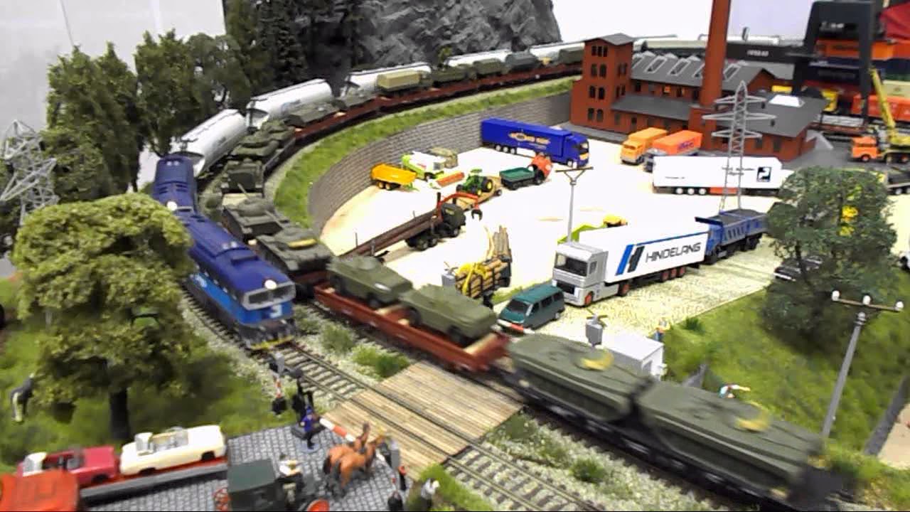Výstava železničních modelů Bakov nad Jizerou (2. až 17. 12. 2017) - velikost TT
