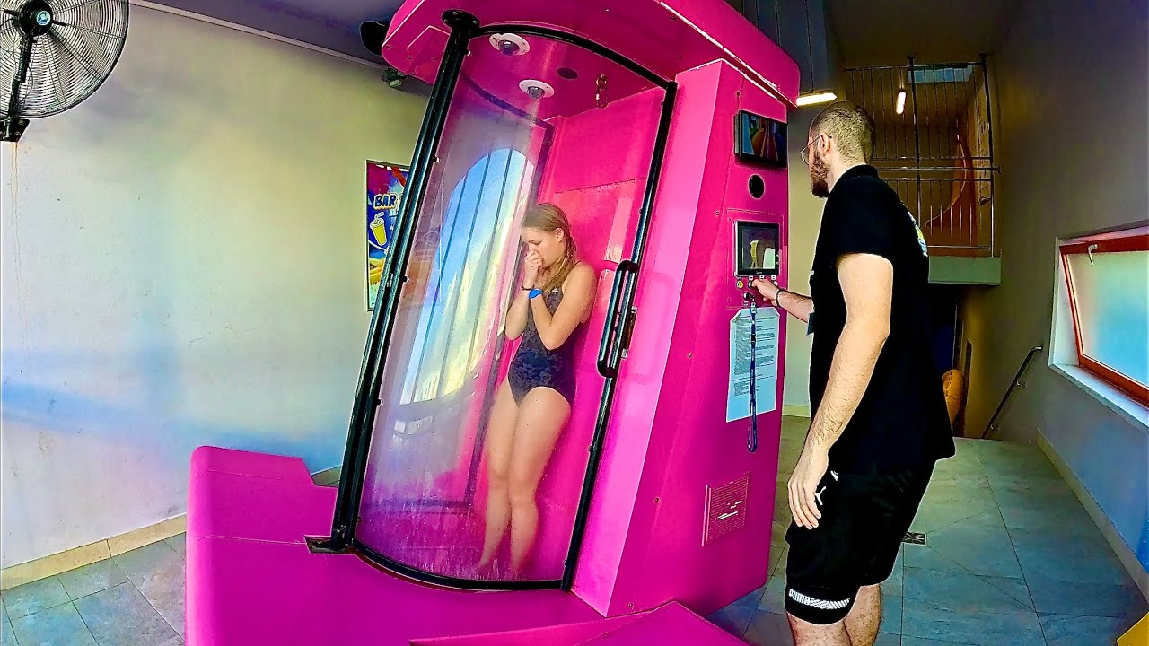 All Water Slides at Aquapark Fala in Łódź, Poland