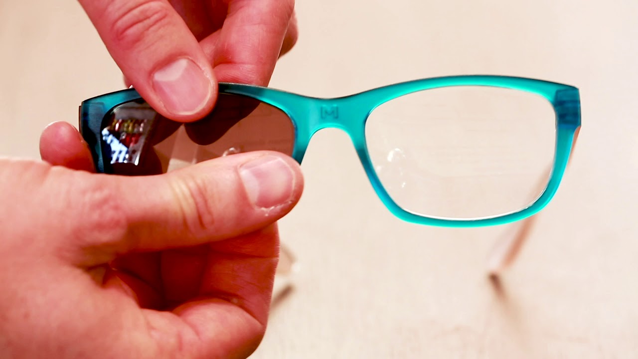 HOW TO: Swap lenses in your Dresden glasses frames