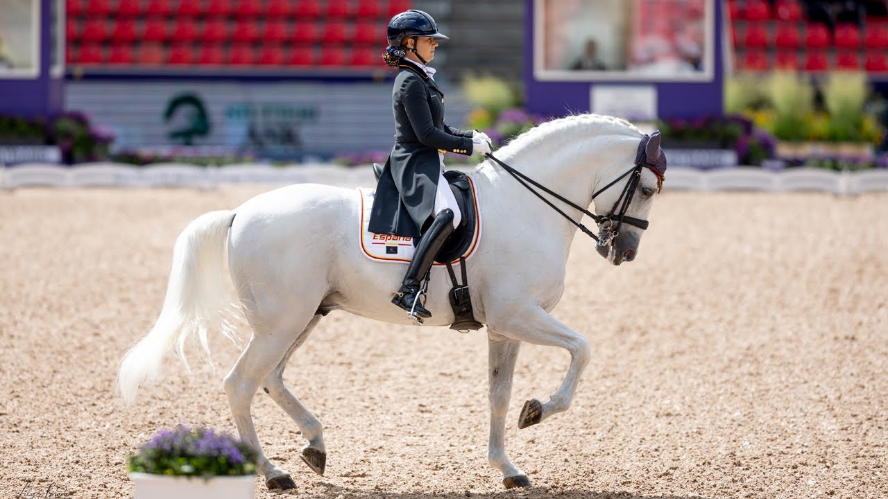 Teia Hernández Vila y Romero de Trujillo, en el Gran Premio de Herning 2022 (69,596%)