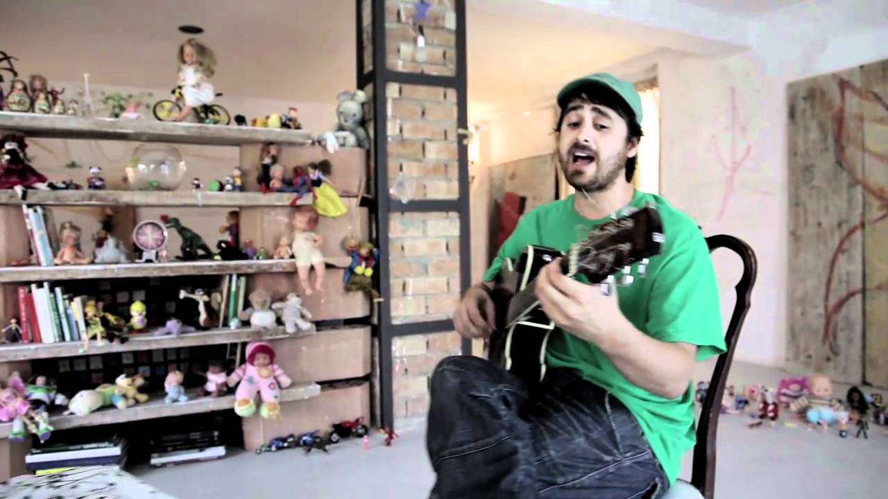 ZURI Detras de ti