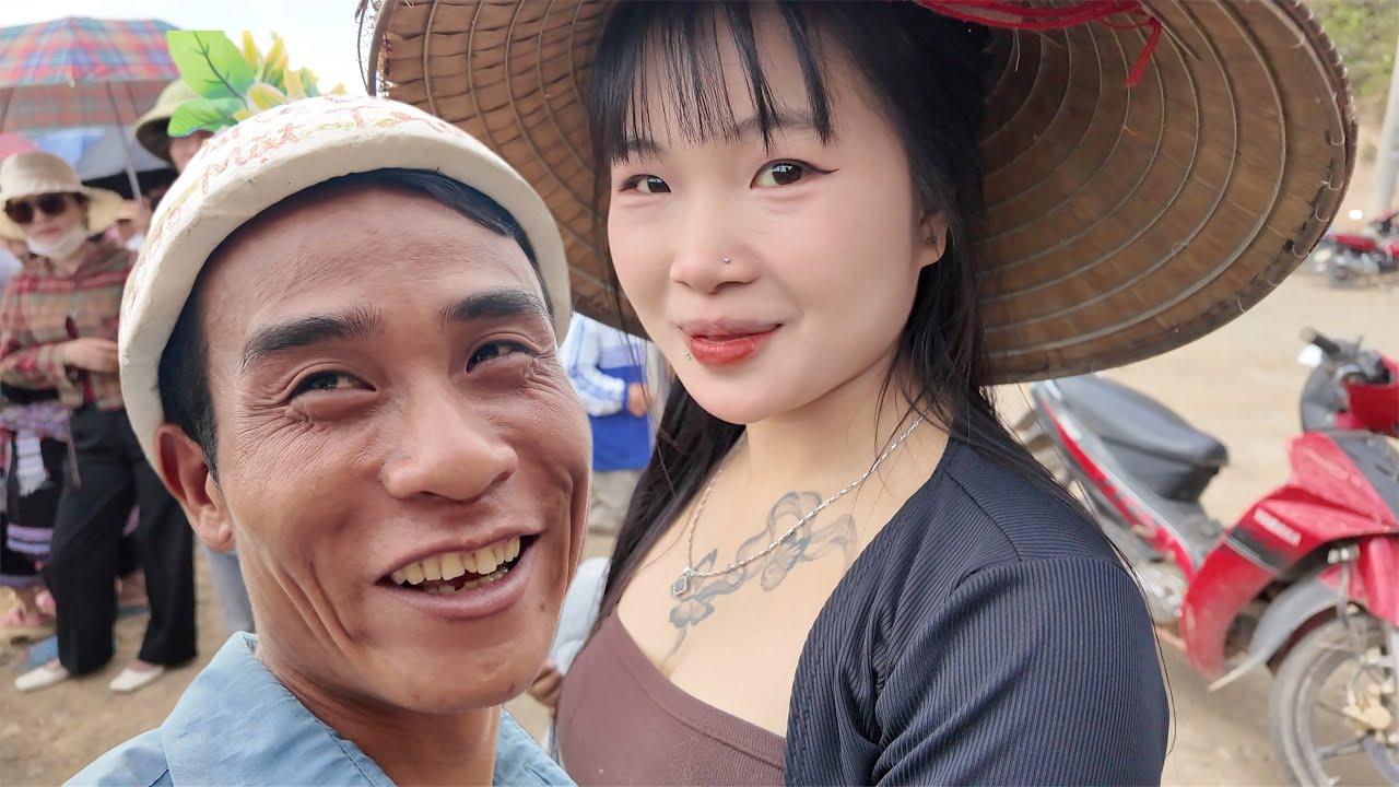 Ông Chú Kỳ Quặc Nhất Thế Giới Đòi Lấy Hết Mấy Chục Cô Gái Trẻ Về Làm Vợ . Pheng Pheng Vlog