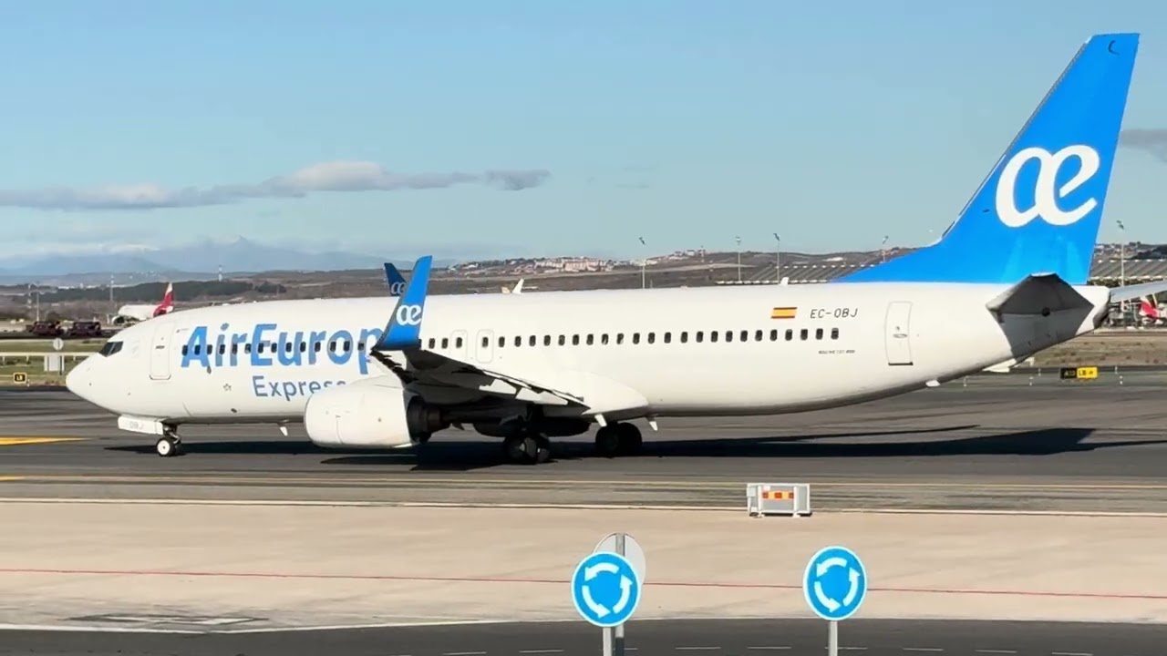 ✈️Spotting Aeropuerto Adolfo Suárez Madrid Barajas🇪🇸/🛬landings, 🛫takeoffs and on the ground✈️