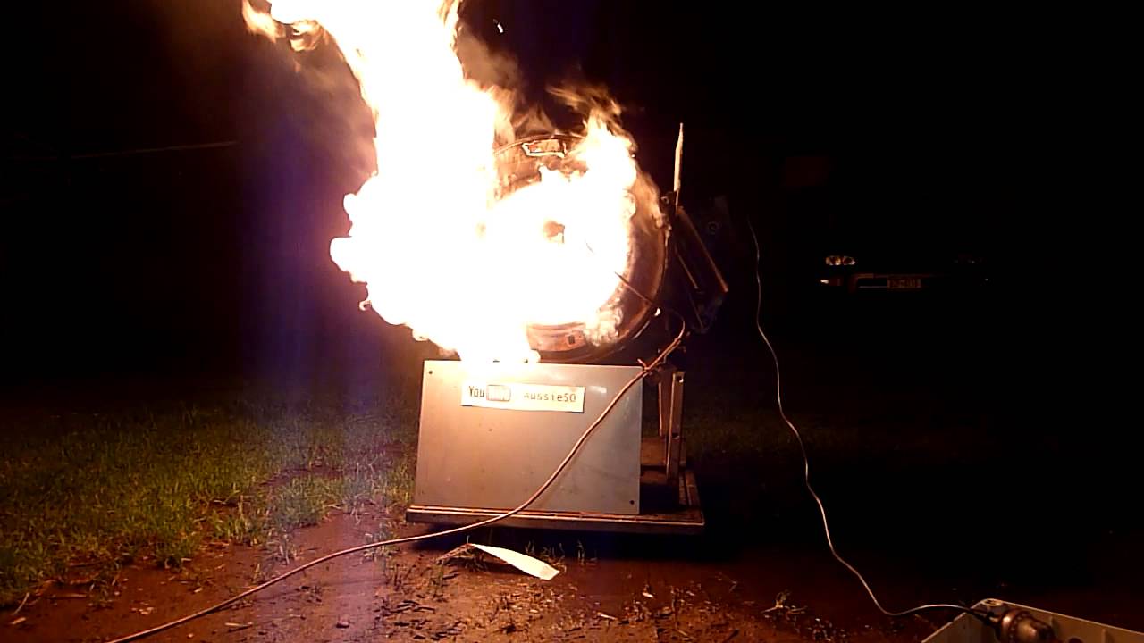 Flamespin 3500 Ultra Edition First Test Run - Oh, THERE ARE FLAMES :D