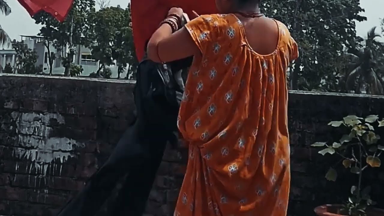 Desi Village Housewife Cleaning Vlog🔥indian mom cleaning&hearts;️Desi Housewife Cleaning video💖Nighty vlog