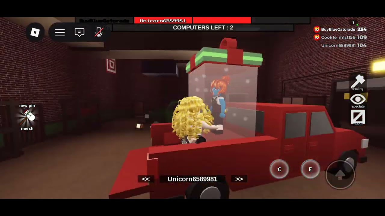 Playing in new Toy shop map  in Roblox Flee the Facility