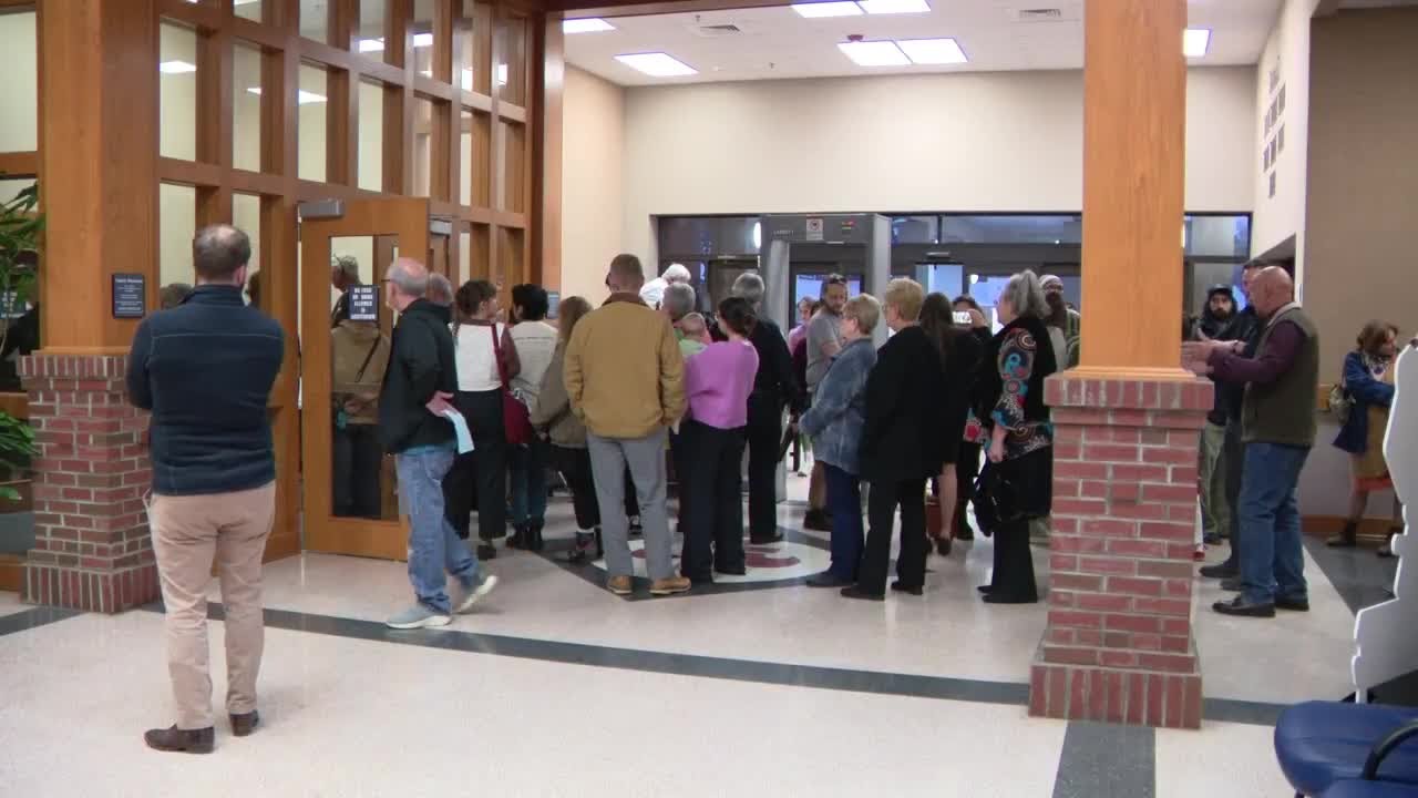 Residents crowd Lafayette council meeting to oppose sheriff's ICE partnership