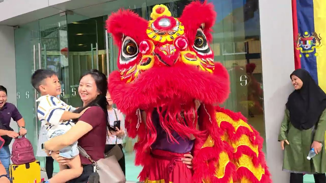 Lion Dance 舞獅 Barongsai by Kwong Ngai 光藝 @ StarHill Mall, Bukit Bintang, Malaysia CNY2026 0218