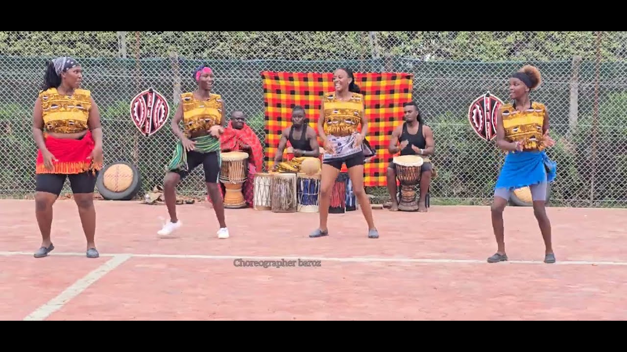 CHAKACHAZULU | TRADITIONAL |  DANCE | AFRICA |  SOUTH AFRICAN | Culture | Outfit .