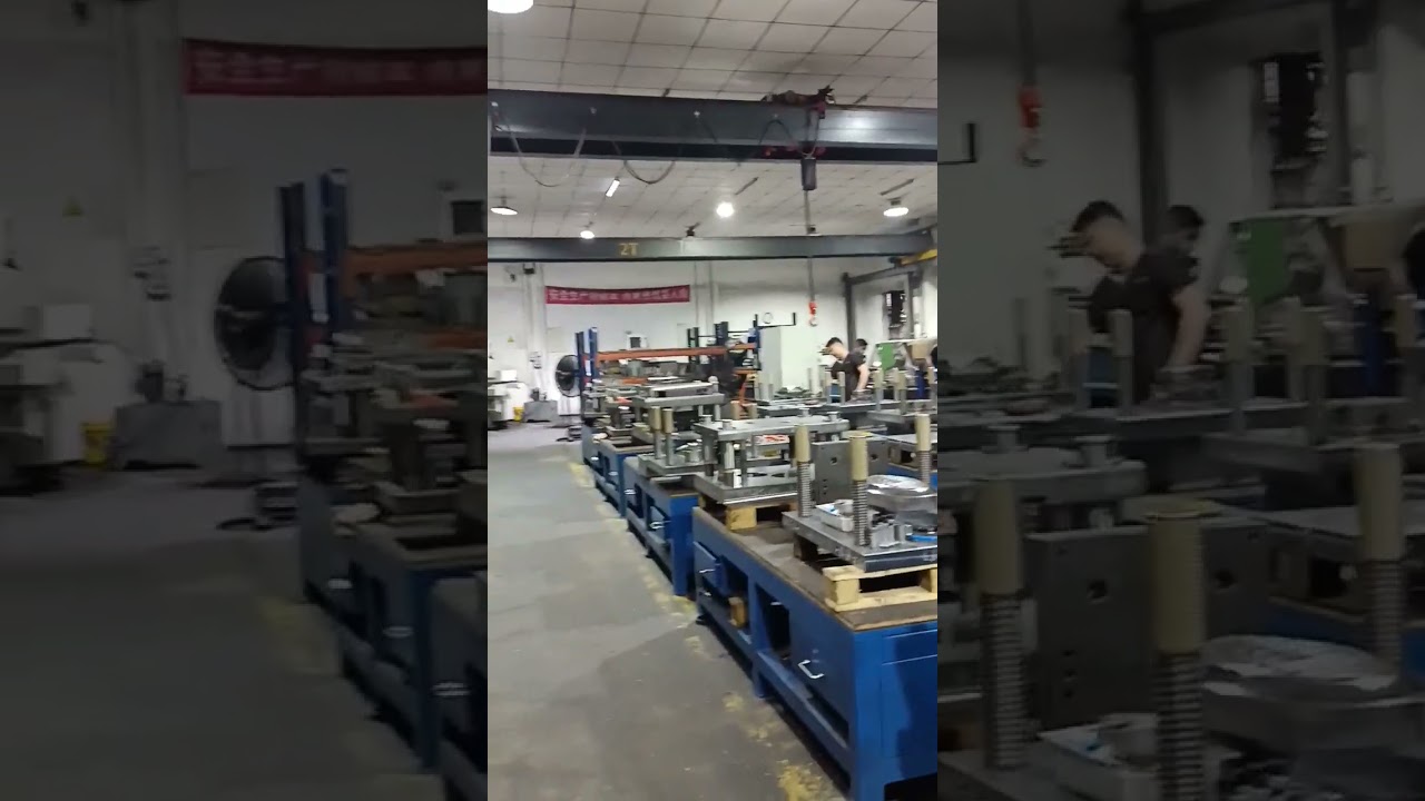 inside the professional aluminum foil container mold and machine manufacturers CHOCTAEK in China