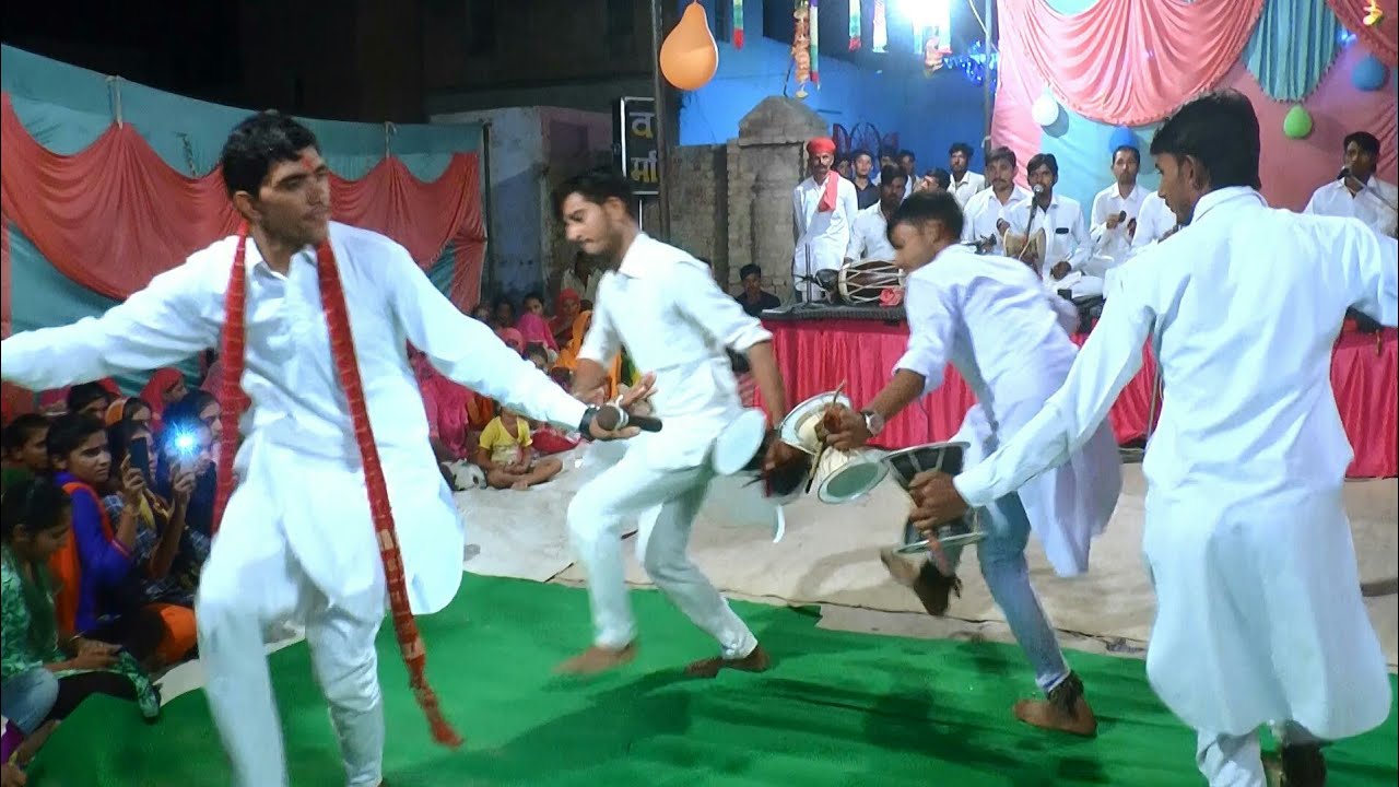 भेरू जी पुछ मईया न हंस हंस बाता || बहुत ही जबरदस्त आवाज मैं || डेरु पर भजन  ||गायक बलवीर व रणवीर