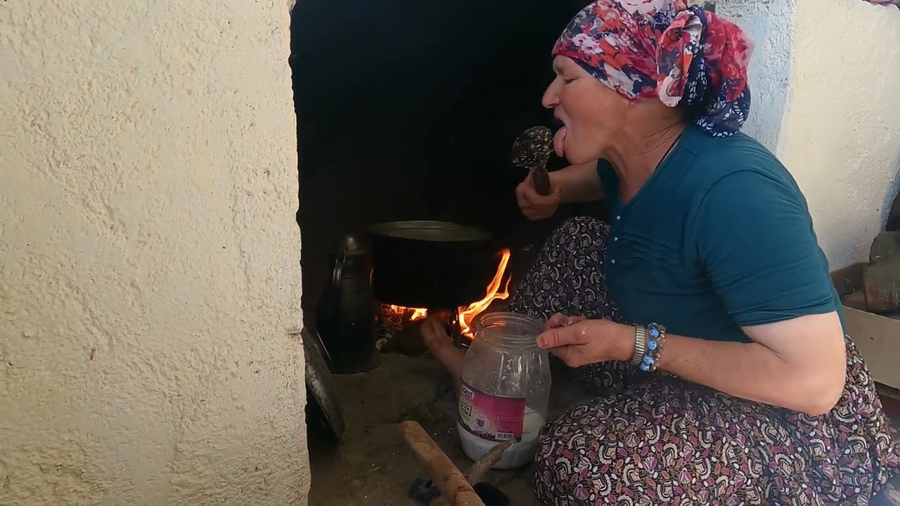 YÖRESEL  LEZZET KOCA TARHANA   DENİZLİ BEYAĞAÇ TARHANASI KÖY USÜLÜ TARHANA  SÜPER KADIN KÖYDE TARHAN