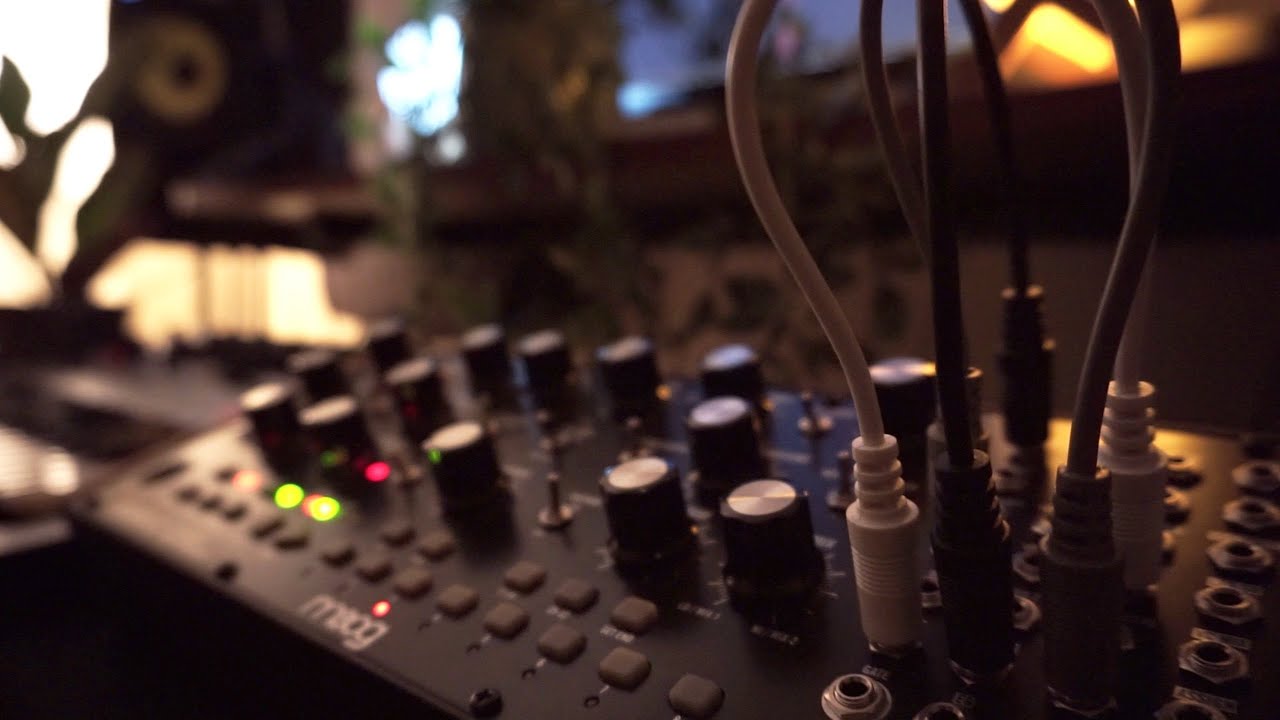 Two Oscillator Ambient Drone Patch - Mother 32
