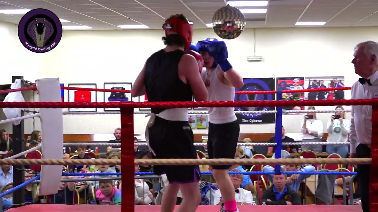 Ryley Ford (Mynydd Cynffig ABC) vs Austin Muir (Cleethorpes ABC) 75 kg Junior bout, 30/10/24