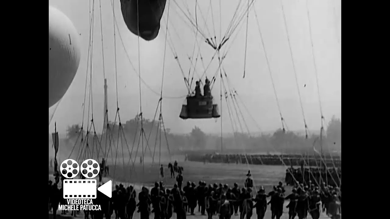 Vittorio Emanuele III e Benito Mussolini - Le Piazze del Duce | Filmato raro fascismo (anni 30°)