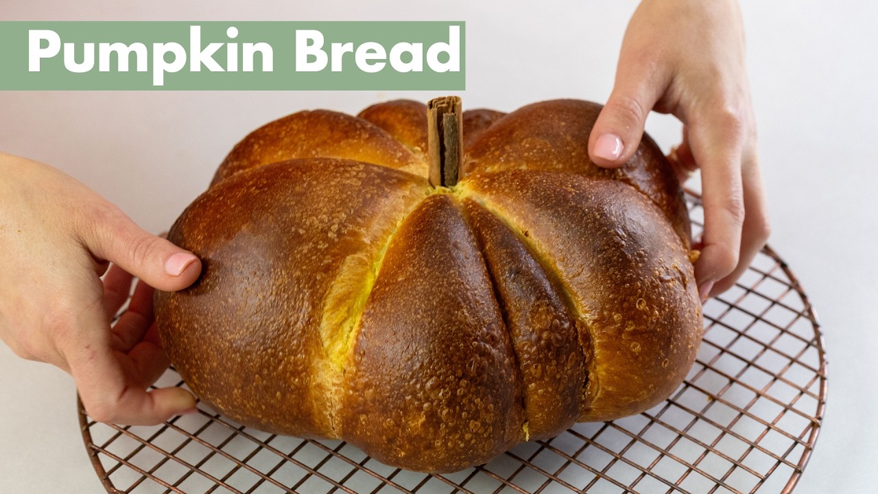 HOW TO MAKE PUMPKIN SHAPED BREAD. #halloween #bread