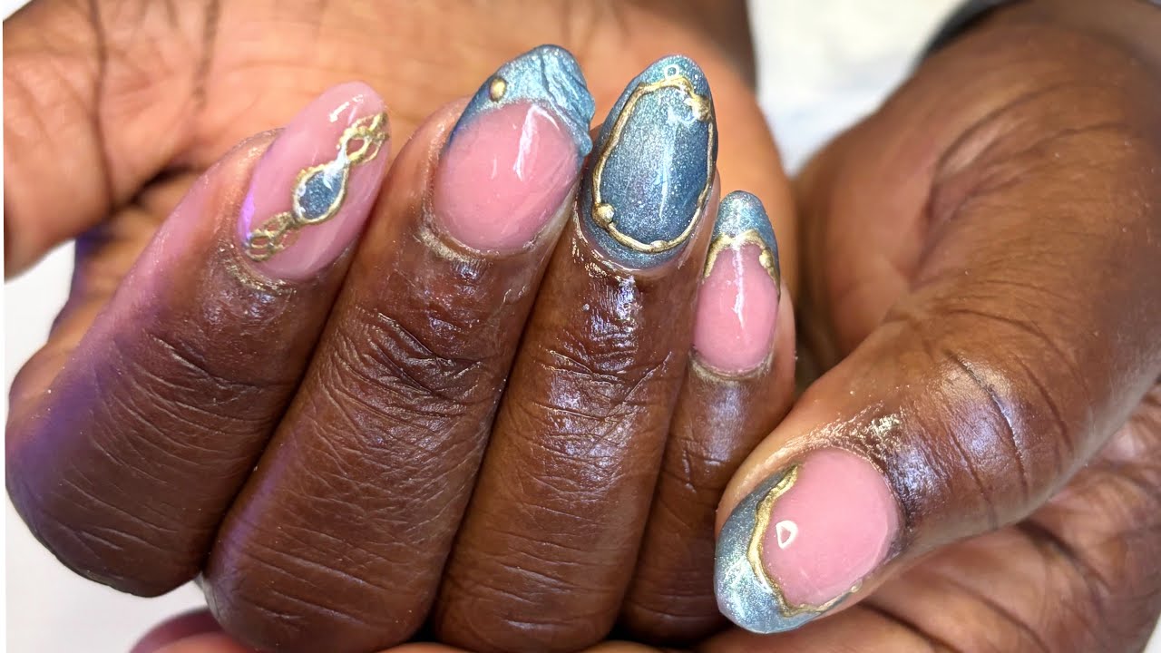 Watch Me Work | Born Pretty Blue Cateye Gel Polish Nails using Mambo Ice