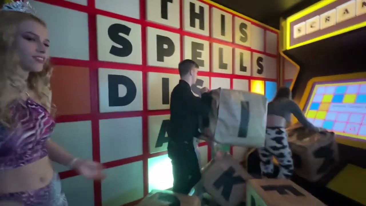 Hijinx Hotel - games rooms