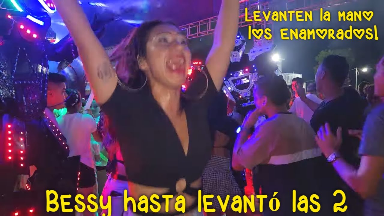 Para los que dudan que Bessy está ENAMORADA ella lo confirma. Bessy se animó a bailar con el robot.