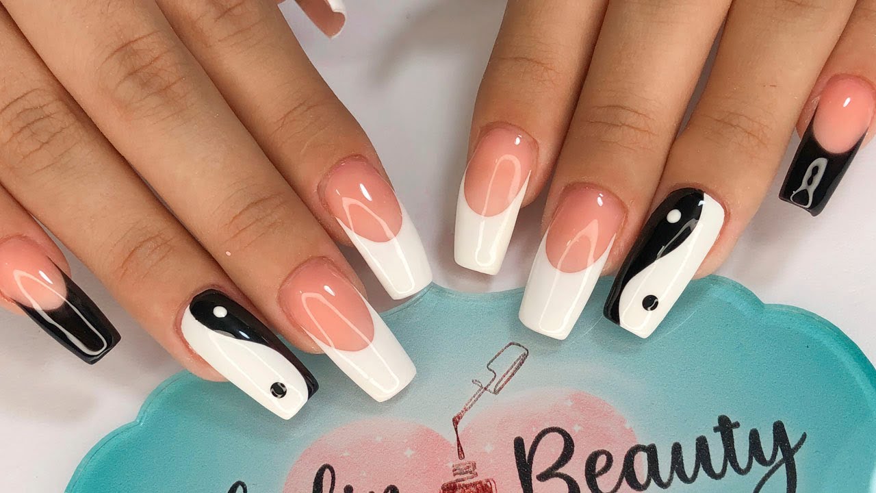 UÑAS CON EL SIMBOLO DE EL YIN YANG/PASOS