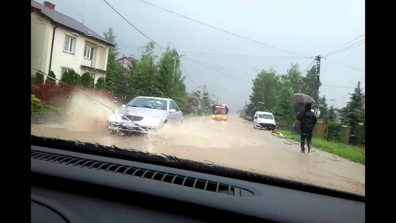 Po ulewie, Mąchocice (obok Kielc) 05.06.2013