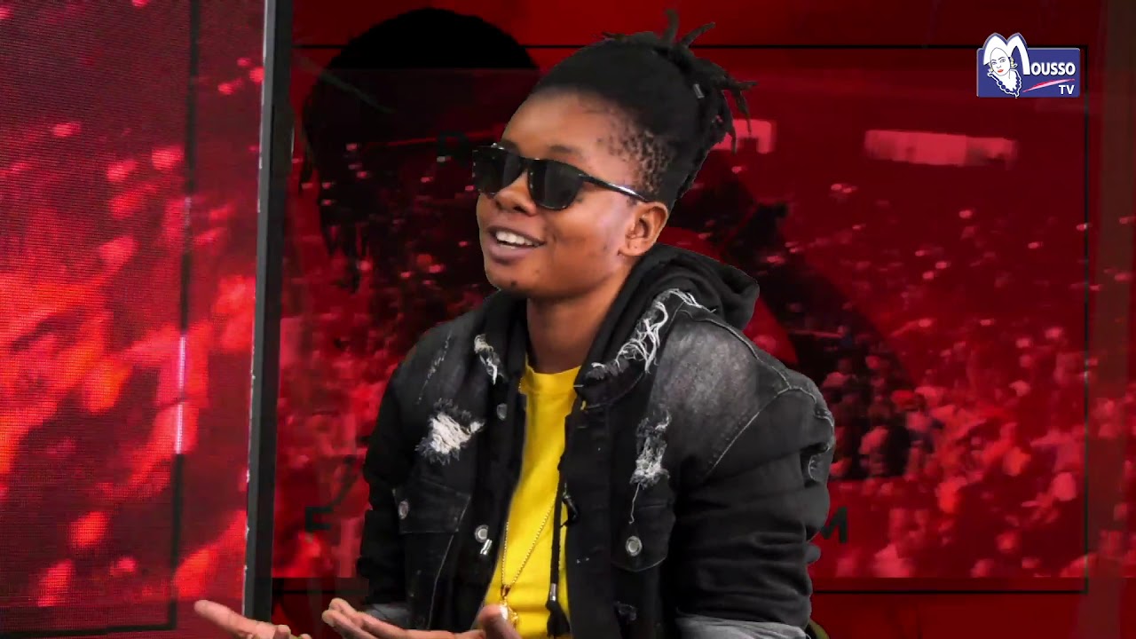 RAP AU FÉMININ PRÉSENTÉ PAR OUMOU SACKO INVITÉ : BI SORA