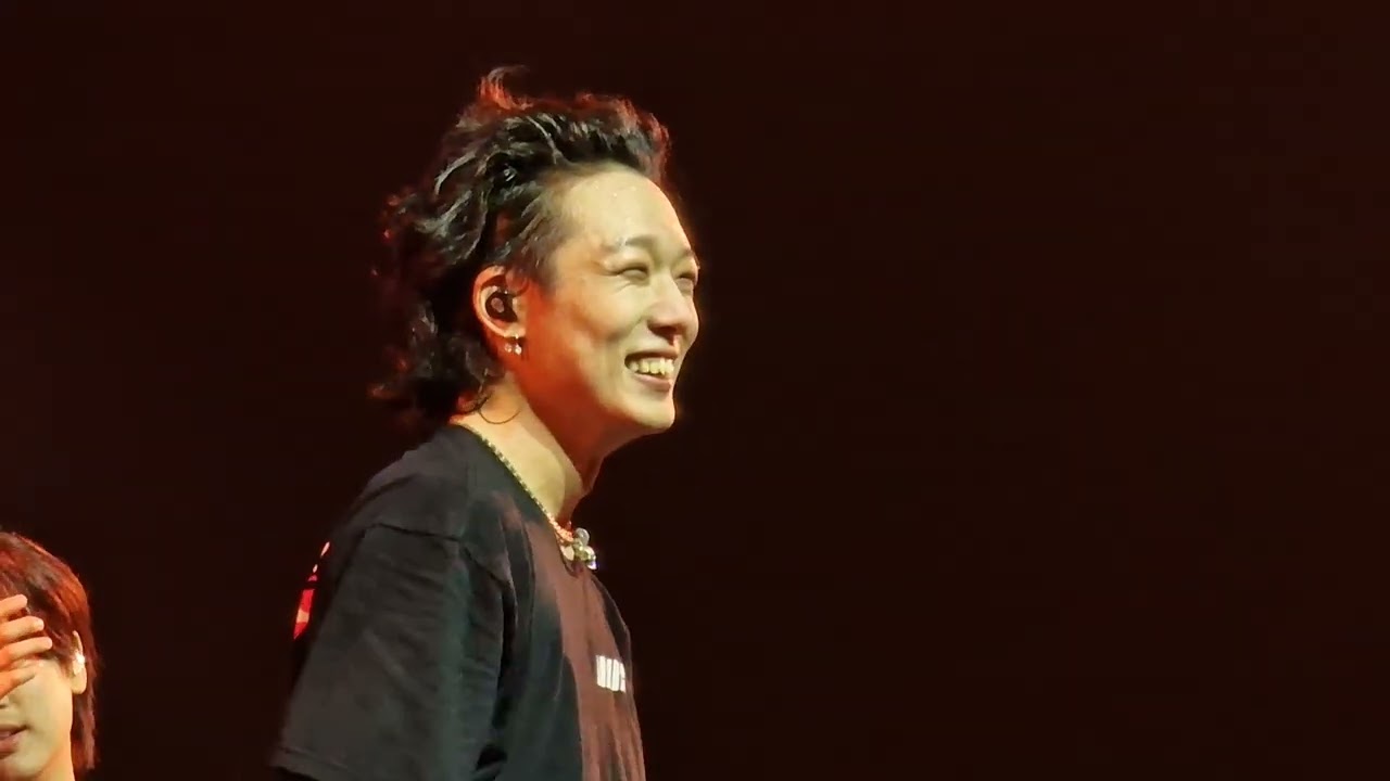 iKON - BLING BLING @ Take Off Tour Paris Fancam