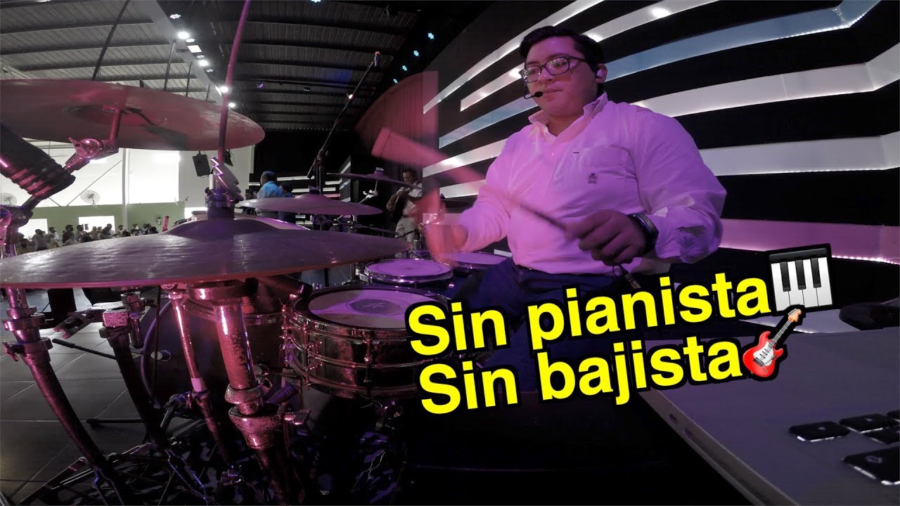 ESTE DOMINGO NO HUBO PIANISTA NI BAJISTA 😥