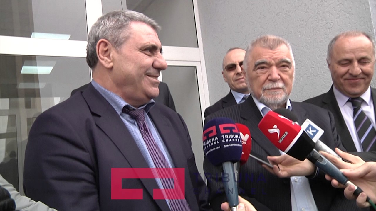 ARENA - Stipe Mesic viziton FFK-në dhe Fadil Vokrrin - 24.02.2017