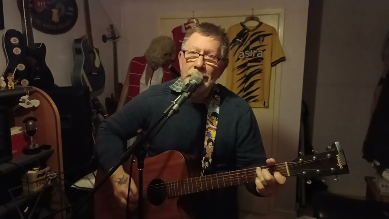 SONG SUNG BLUE......acoustic cover 
