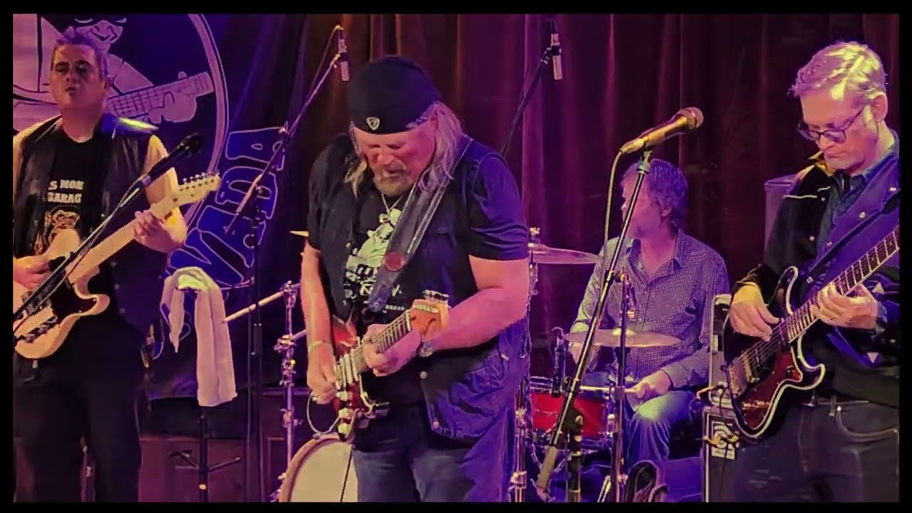 Paul Kype and Texas Flood - None of us are free 👍😎🎸 u and u❤🙏⚓