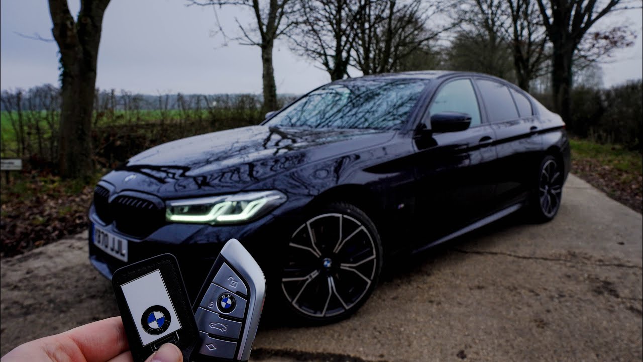 286hp BMW G30 530d xDrive M Sport MHT LCI POV Drive on Narrow UK Country Lanes | 4K