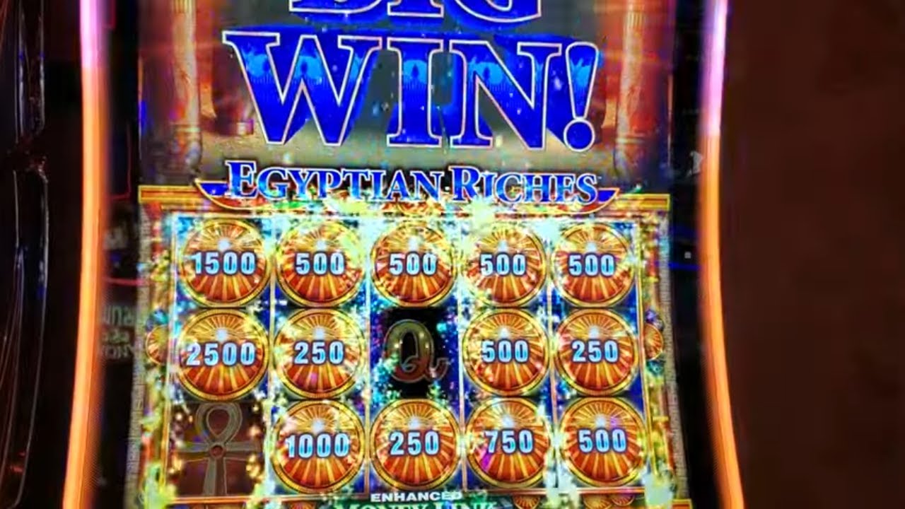 Money Link Slot Machine with $40 Bonus