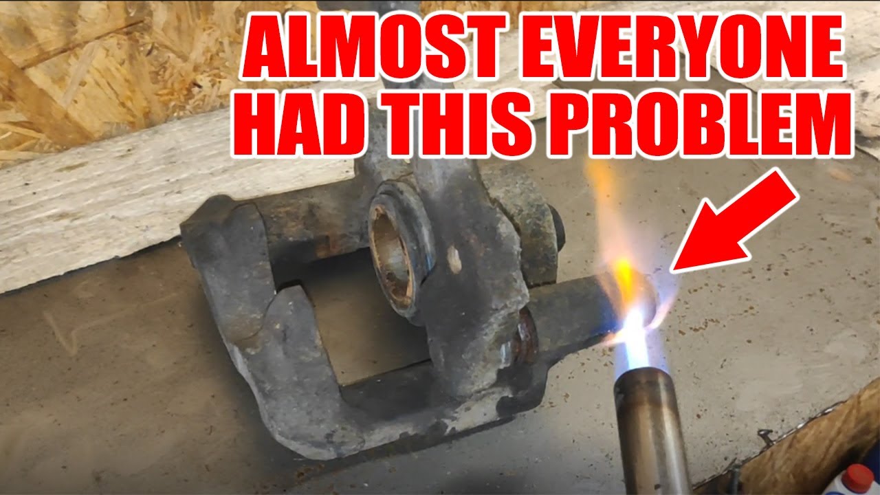 Lexus IS250 2005-2013 Rear Brake Pads Replacement | STUCK GUIDE PIN FIX