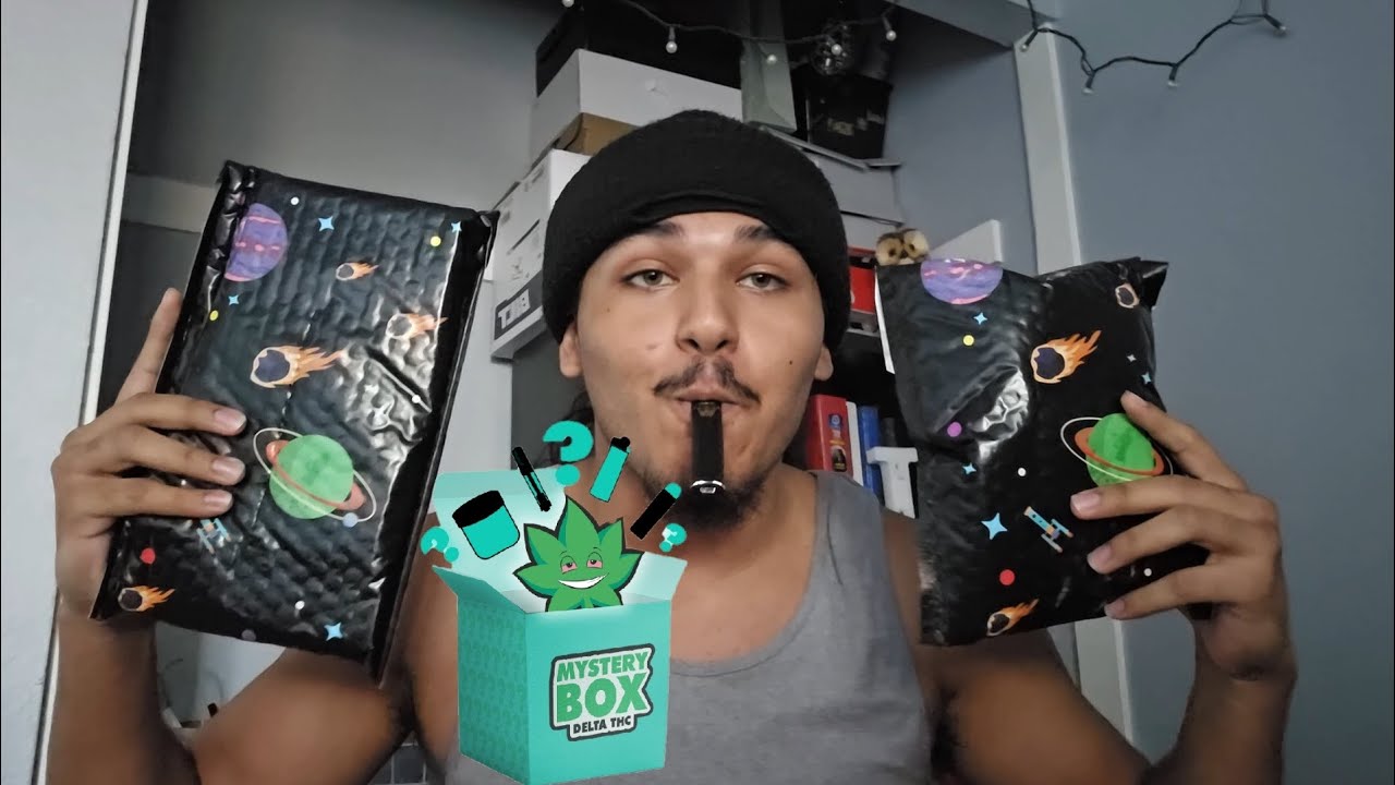 EVERYTHING420 MYSTERY BOX OPENING!!